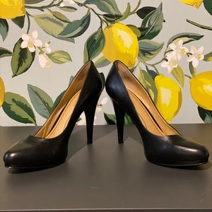 Nine West Black High Heel Pump w Patent Platform